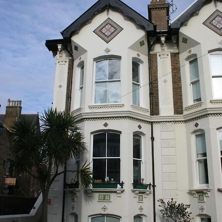 Number One B&B ディール エクステリア 写真